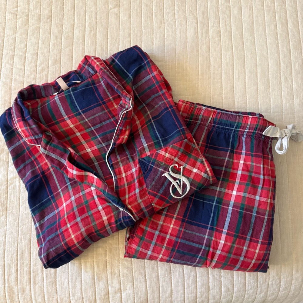 Victoria's Secret Pajama Set
